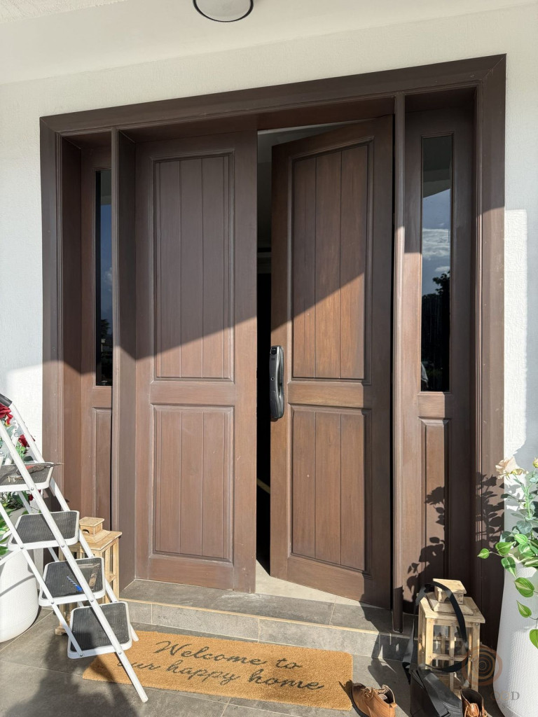 Double Entrance Door