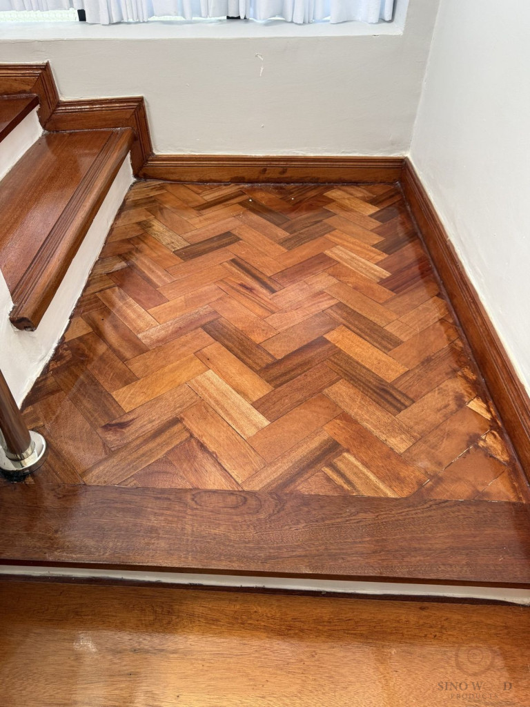 Herringbone Wood Block Floor