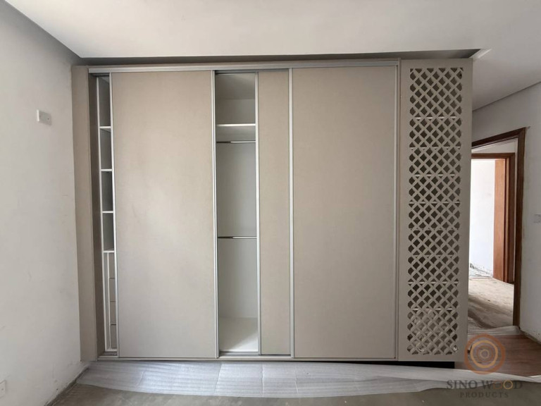Sliding Wardrobe with Lattice Panel