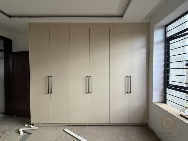 Cream Built-in Wardrobe